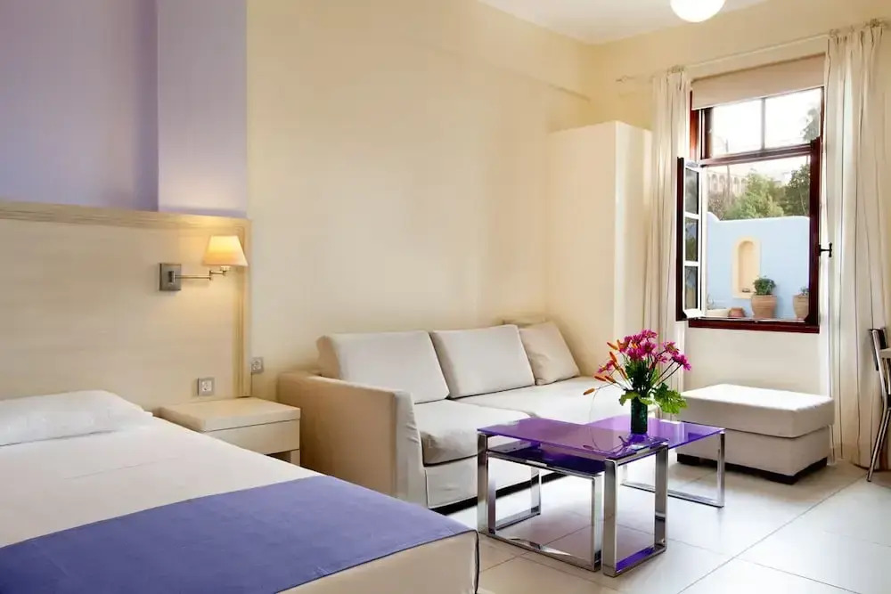 Giorgis Blue Apartments
