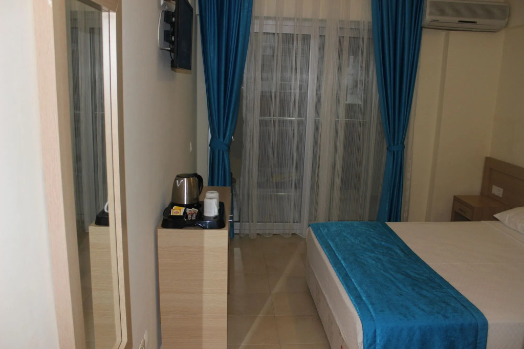 Berry Bella Hotel