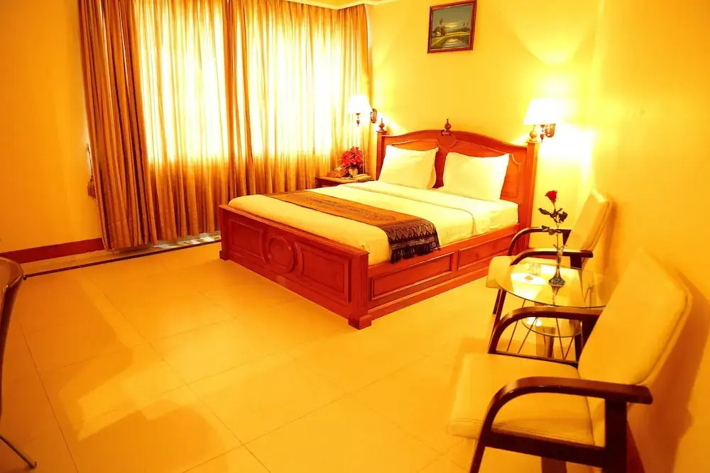 HOTEL EL CASTELL