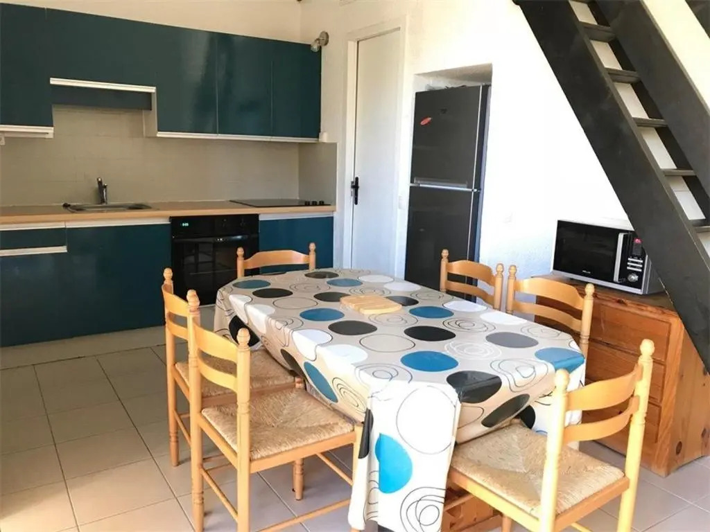 Appartement Port Leucate, 3 pièces, 6 personnes - FR-1-81-47