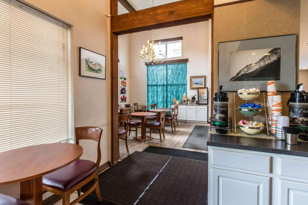 Quality Inn and Suites Silverthorne - Copper Mountain