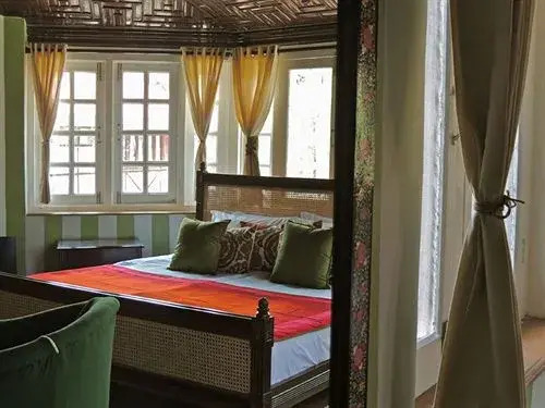 Colonels Kashmir