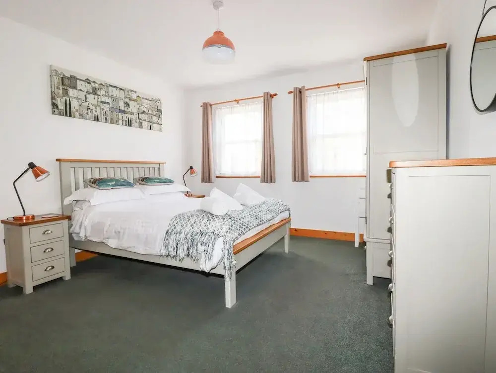 Flat 4