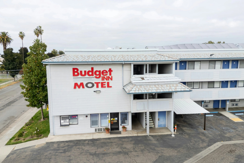 Budget Inn