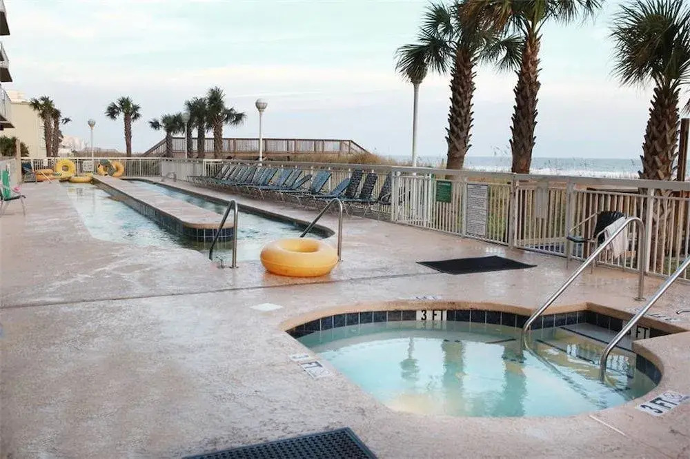 Crescent Shores 1501 - 4 Br condo by RedAwning
