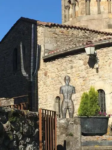 Chez Helen