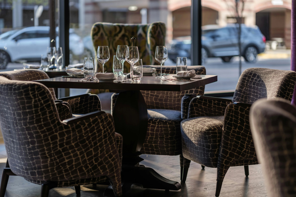 Hotel Bourre Bonne Louisville, Curio Collection by Hilton