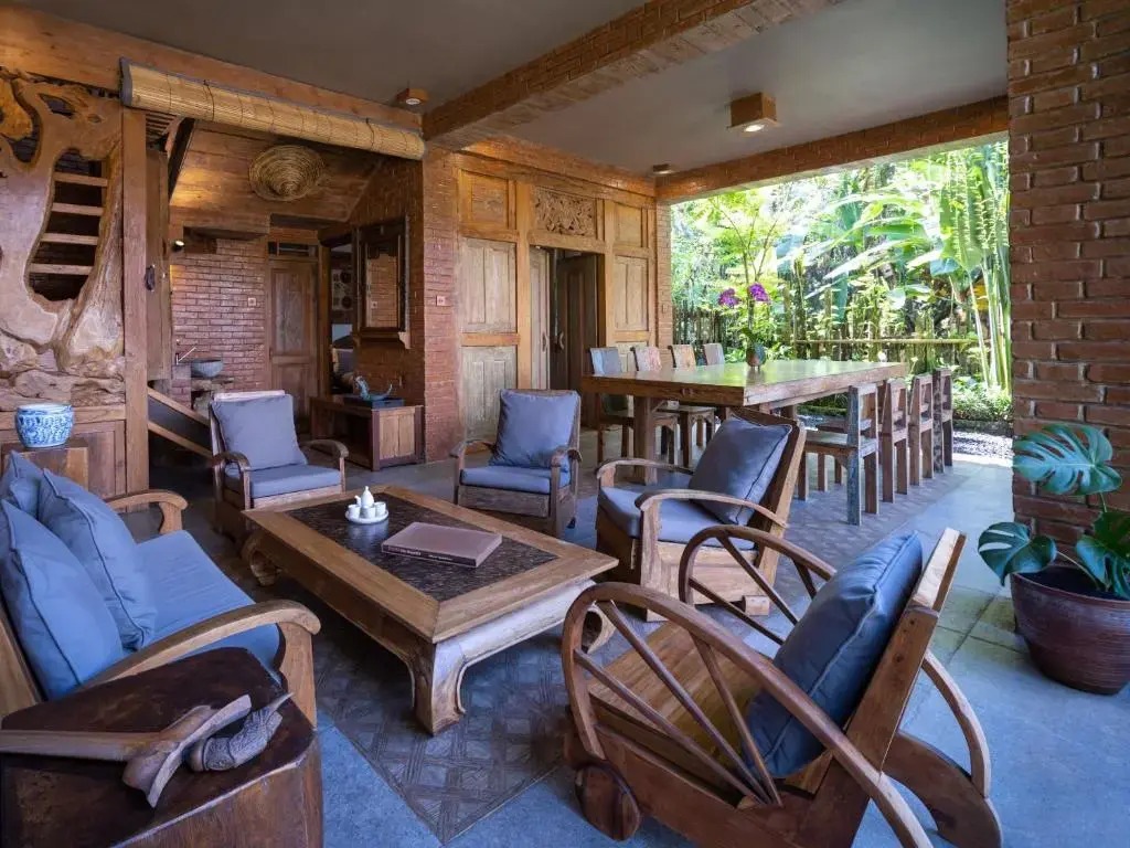 Nienté Bali