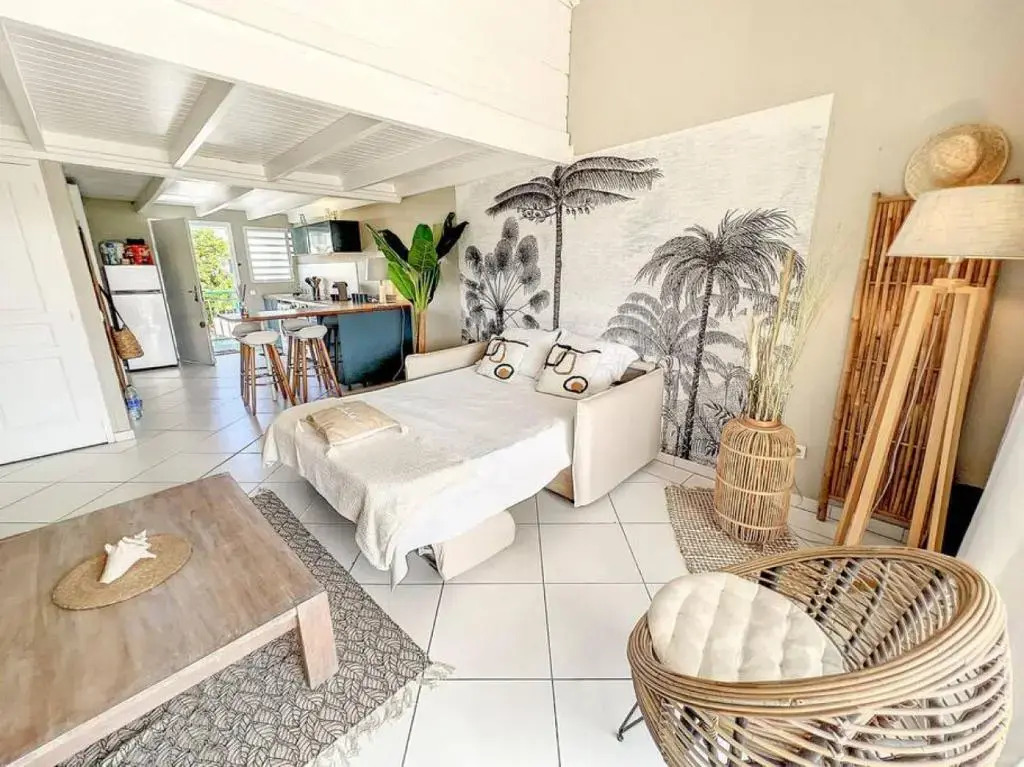 The Beach Central 50m From Orient Bay Beach