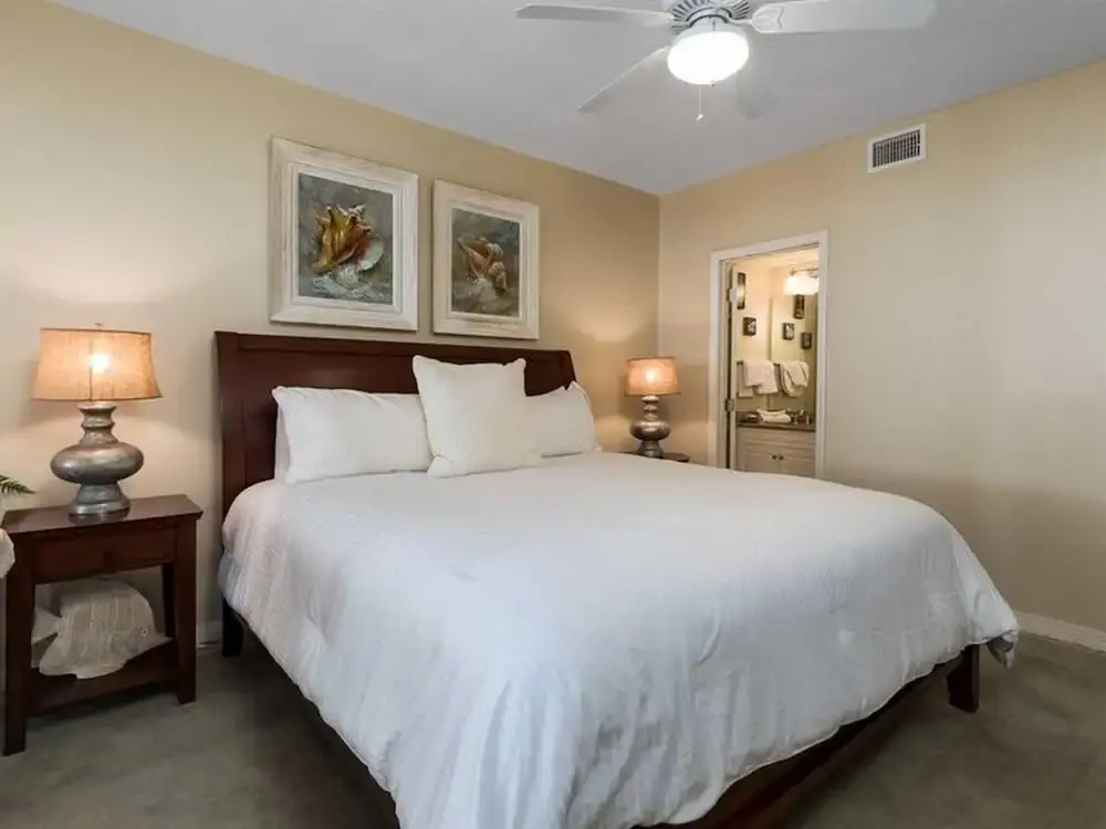 Four Seasons by Meyer Vacation Rentals