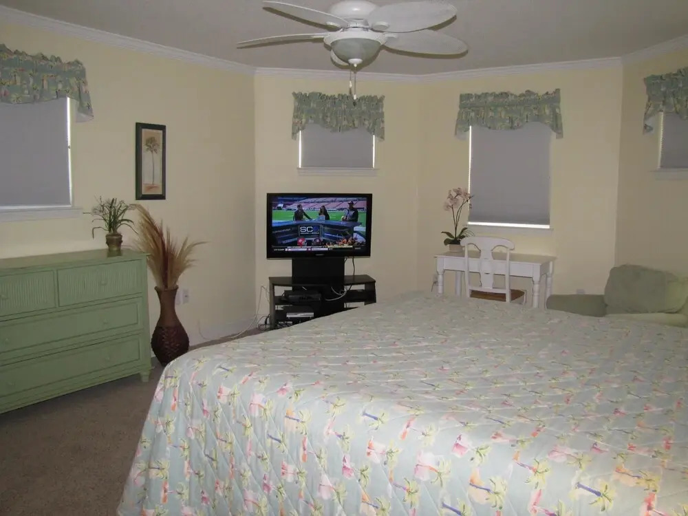 Windancer Cottages by Crystal Waters