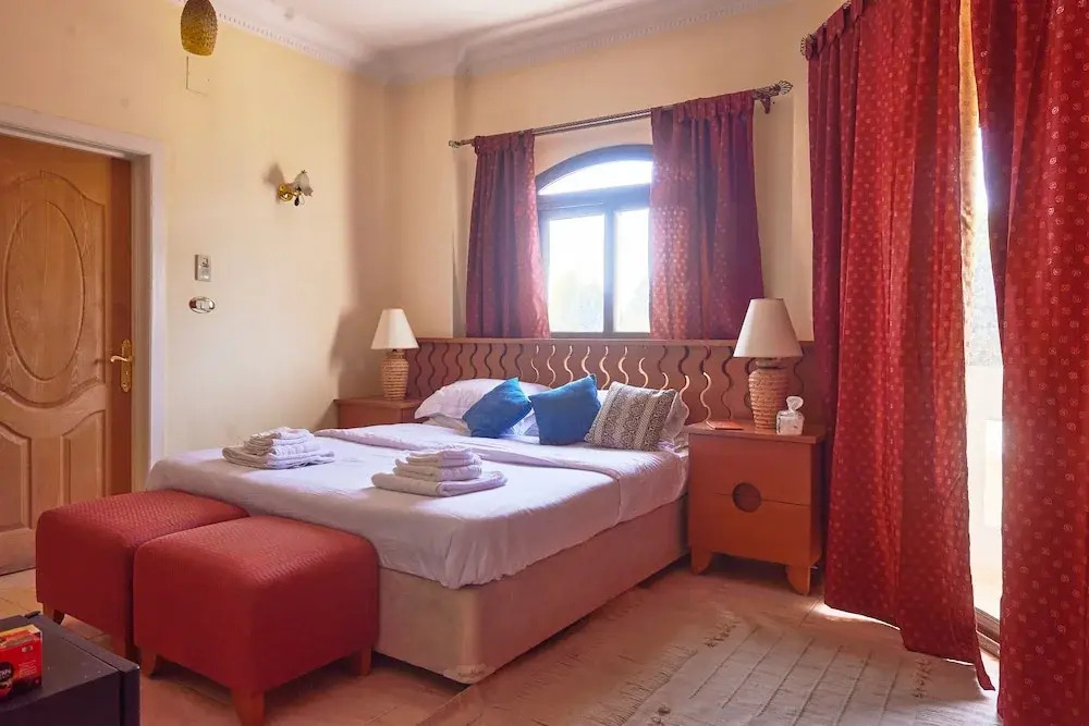 Sweet Rooms