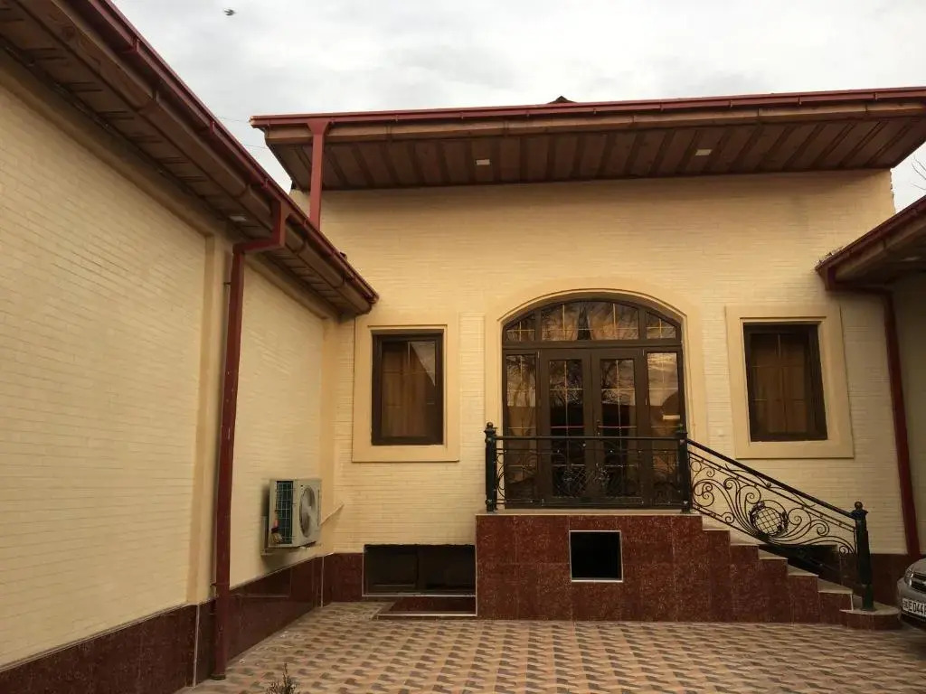 UYUT INN Hotel
