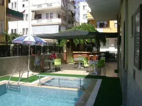 Ak Hotel
