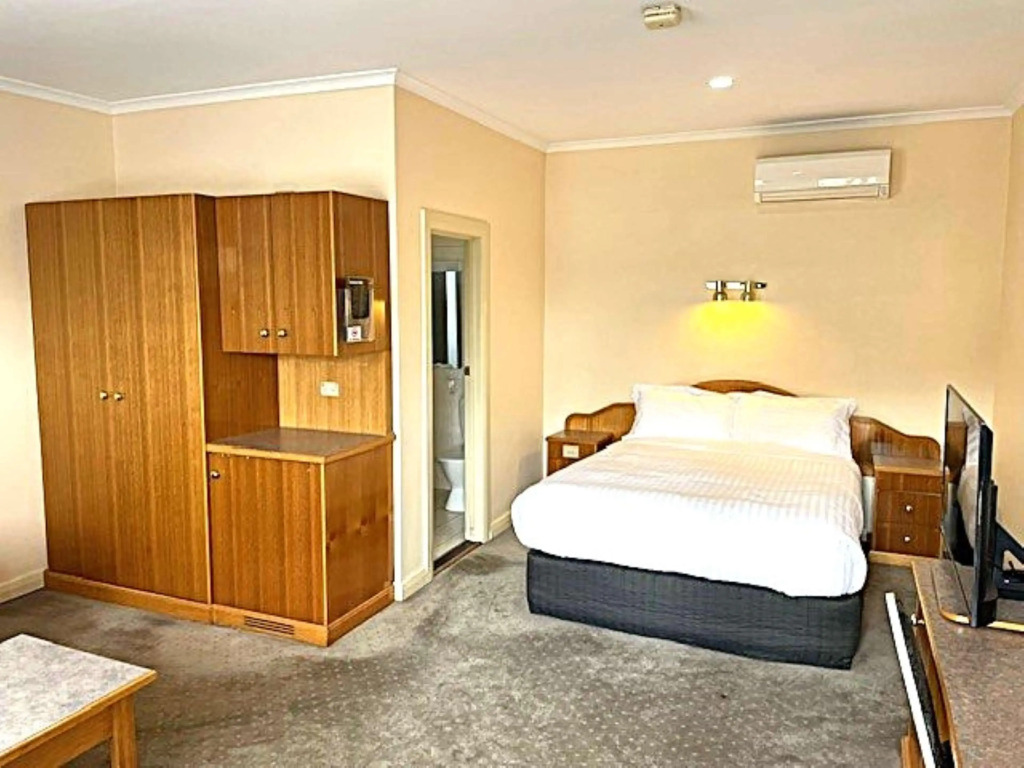 Glenelg Motel