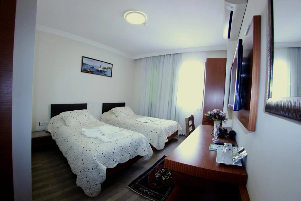 Selena Hotel