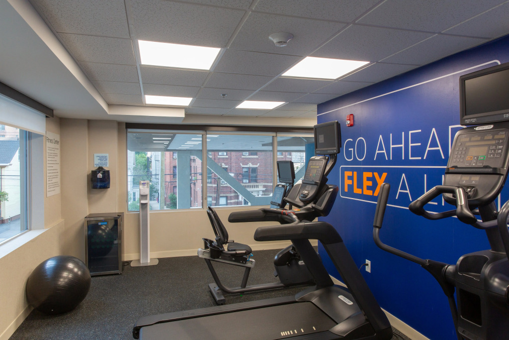 Holiday Inn Express - New Rochelle by IHG