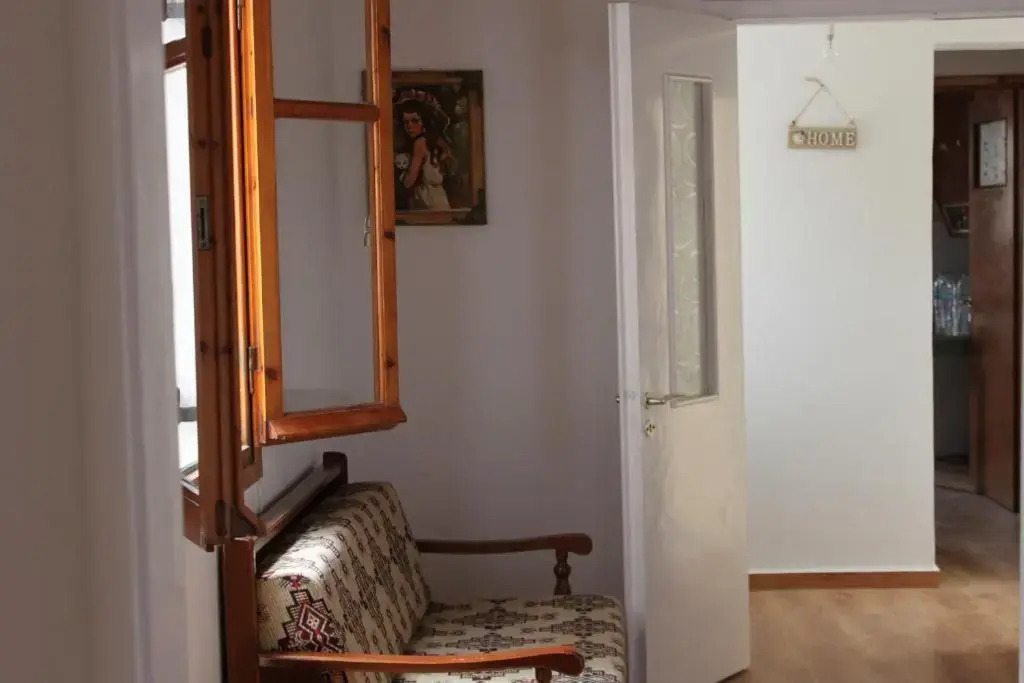 Antonis Traditional House