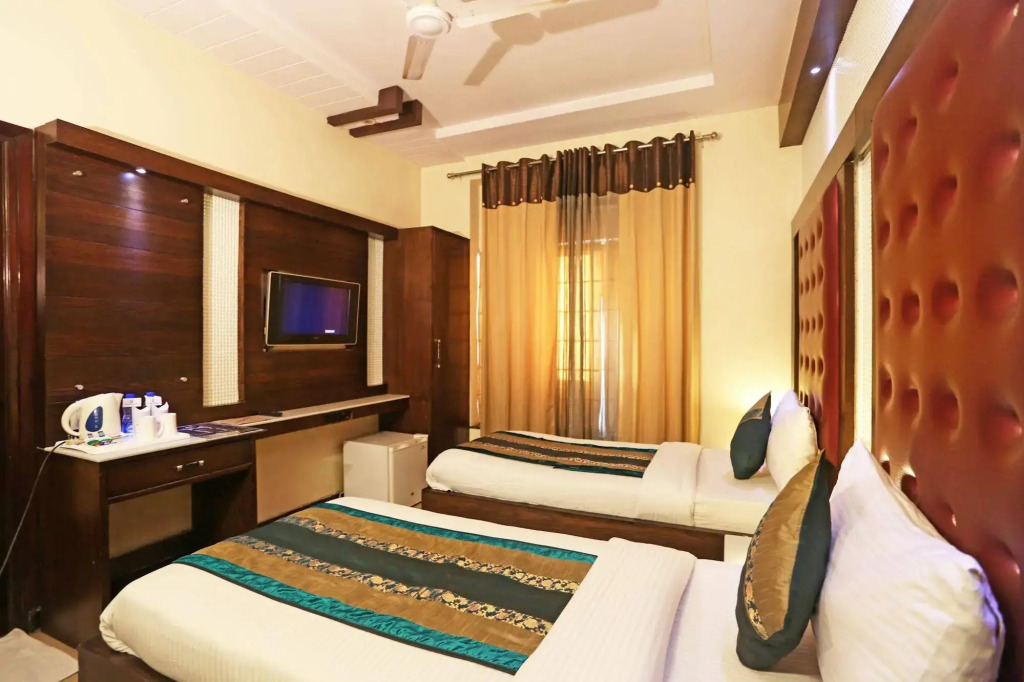 Hotel Star Plaza Paharganj