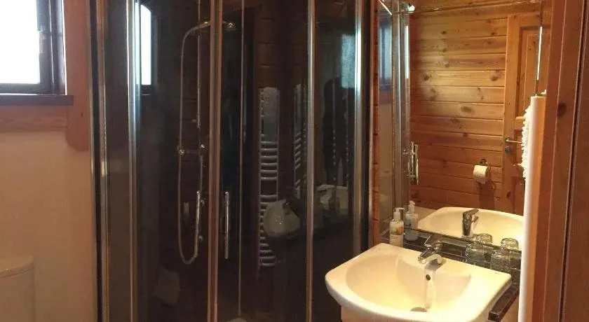Watermeadow Lakes & Lodges
