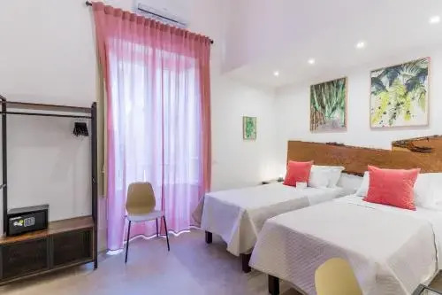 Mama Tita Rooms and Breakfast