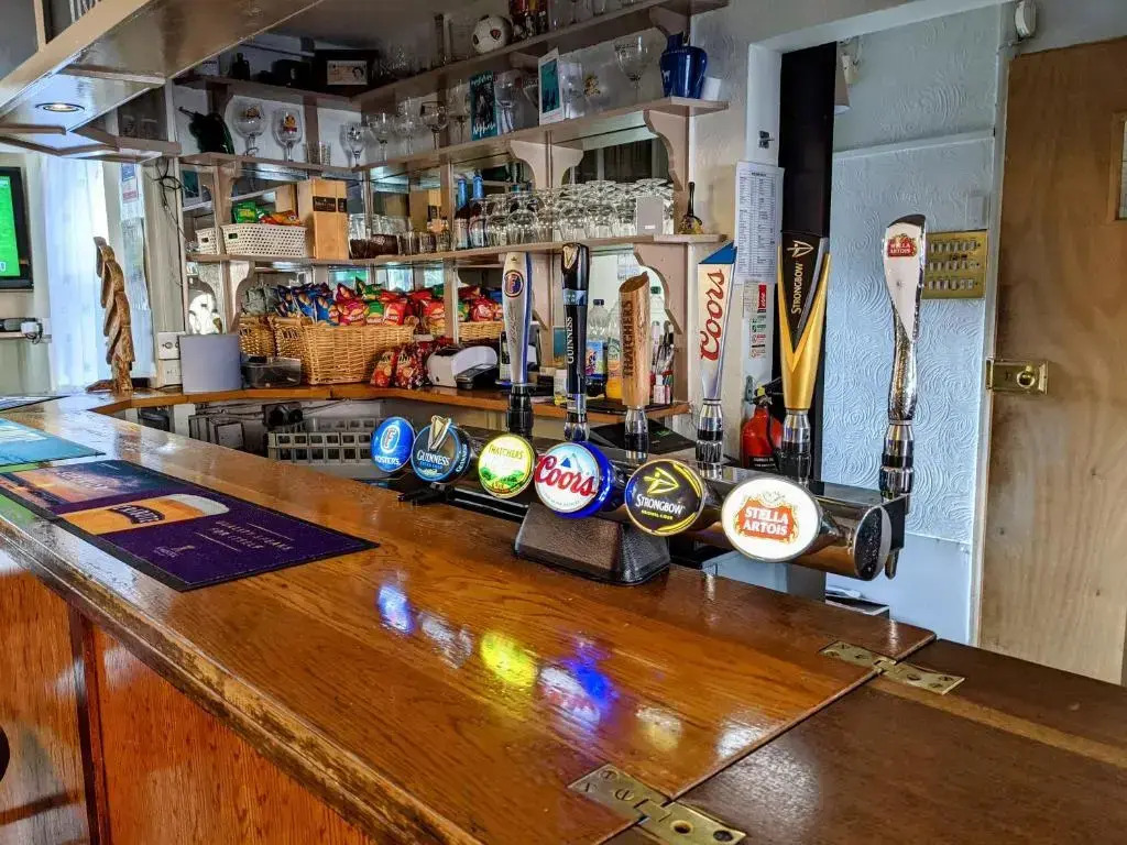 The White Horse PH