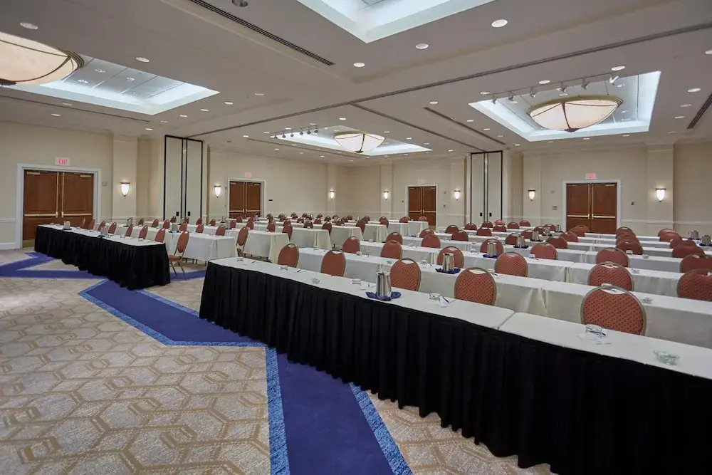 Stonewall Jackson Hotel Cc