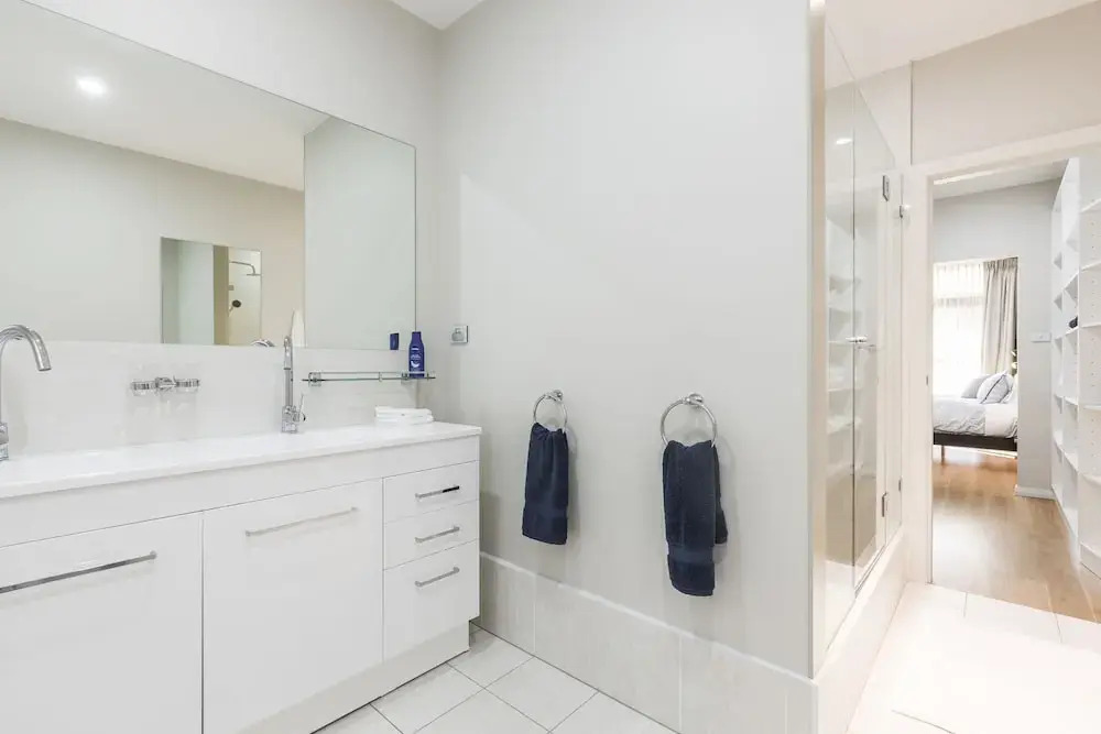 3 Bedroom Waterfront Penthouse on the Hawkesbury