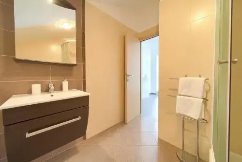 Holiday Home Vrh