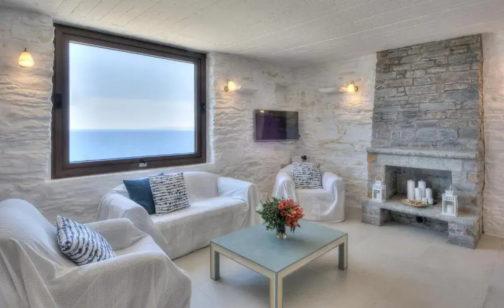 Phos Residence Pool Villa in Koundouros, Kea