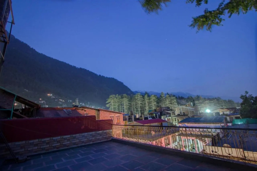 Hotel Samiru Manali