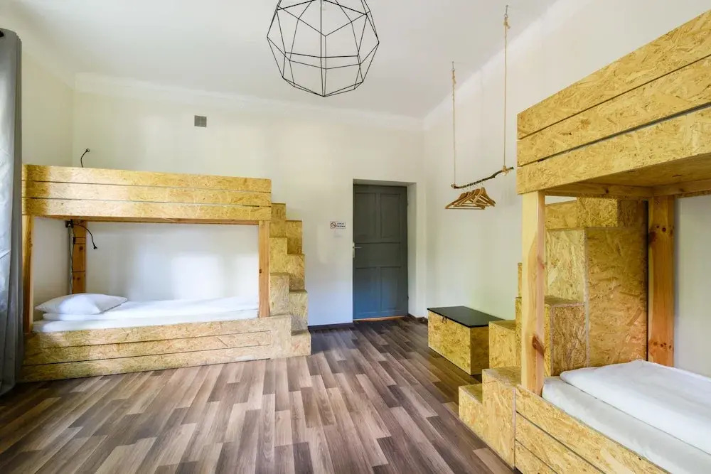 Lull Hostel