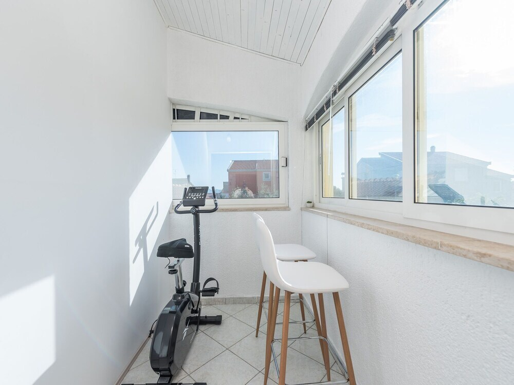 4-room Apartment 140 M2 On 1st Floor - Inh 29146
