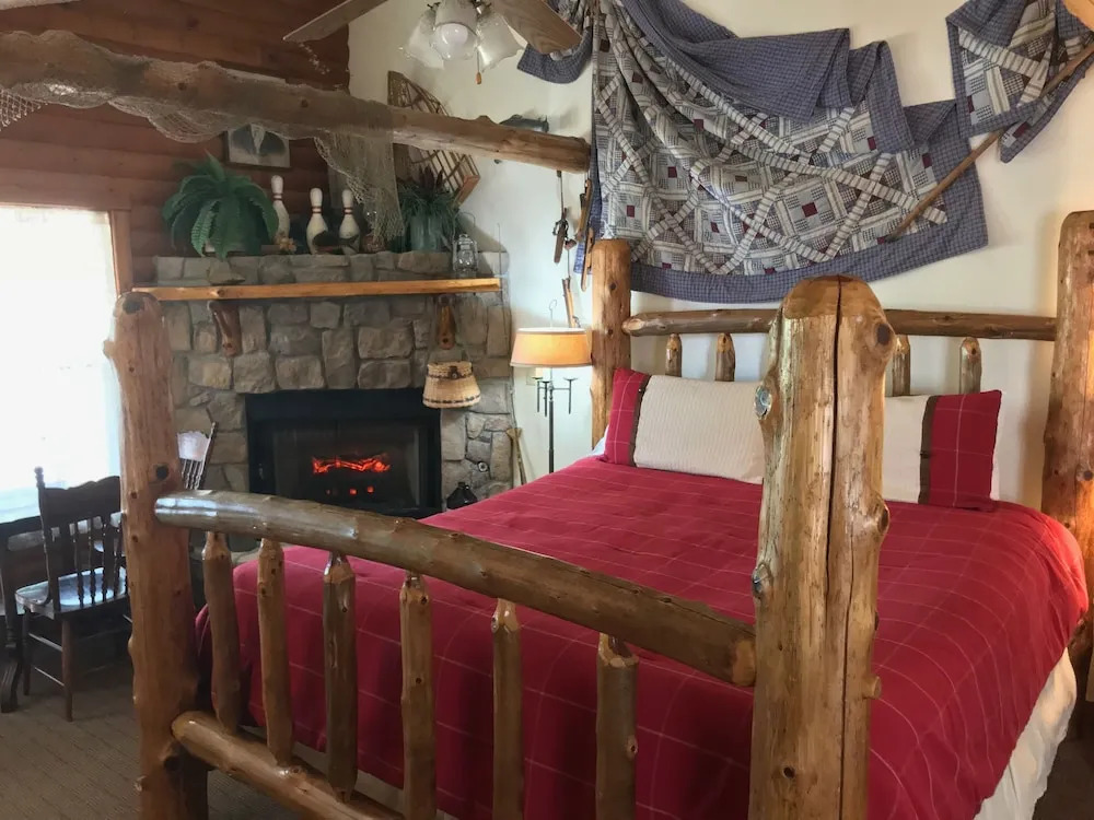 Crystal Cove Bed and Breakfast