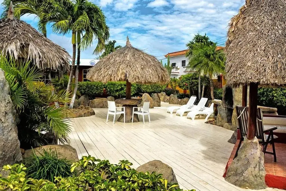Sea Breeze Ocean, Studio 5 at Mangel Halto Beach