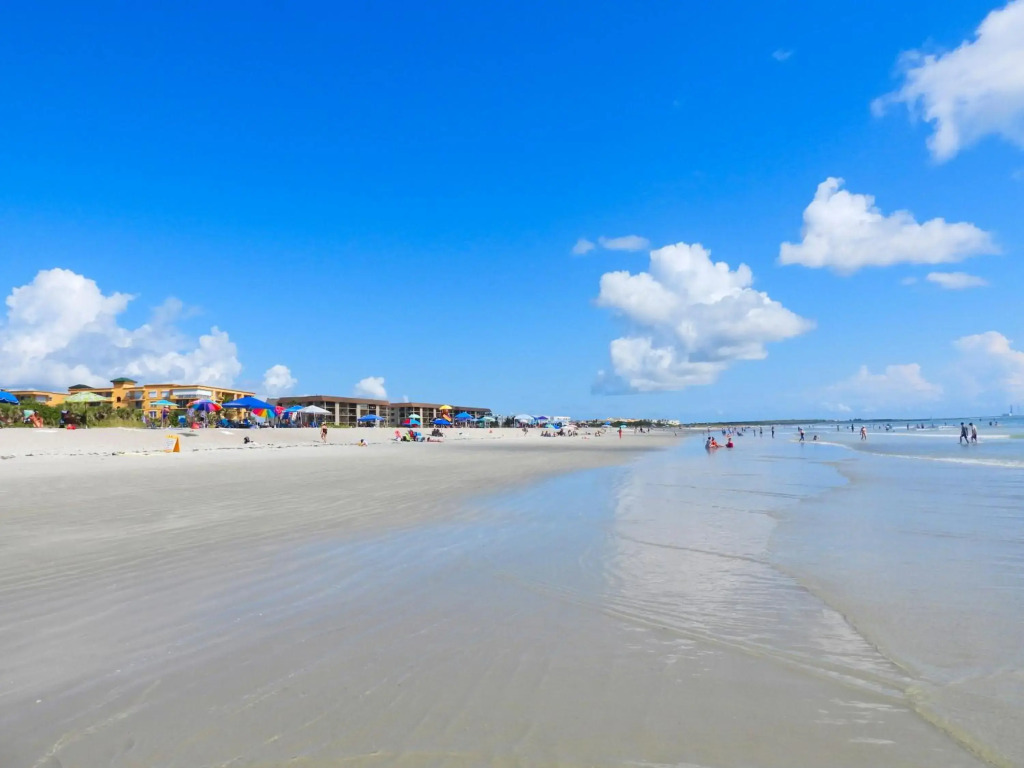 Cozy Canaveral Beach Condo! Next to NASA Launch Site