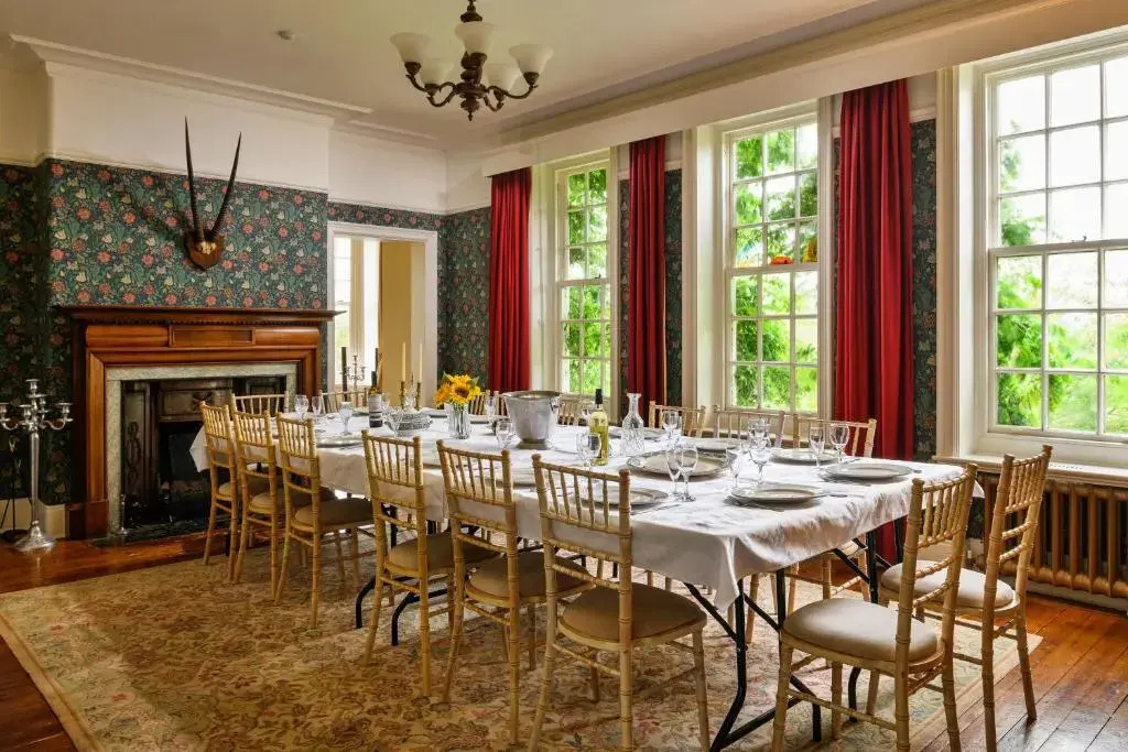 Finest Retreats - Edwardian Country House - 9 Bed, Sleeping up to 21