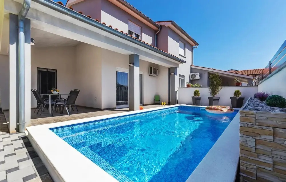 Beautiful Home In Skatari