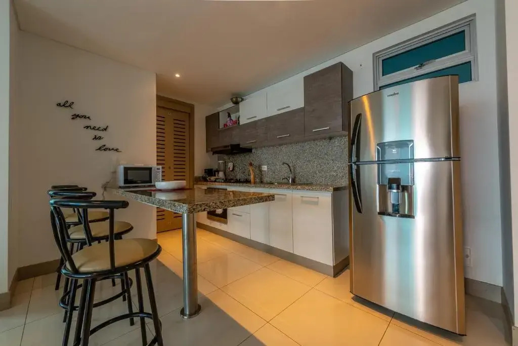 Edificio Palmetto Beach Apto 1702