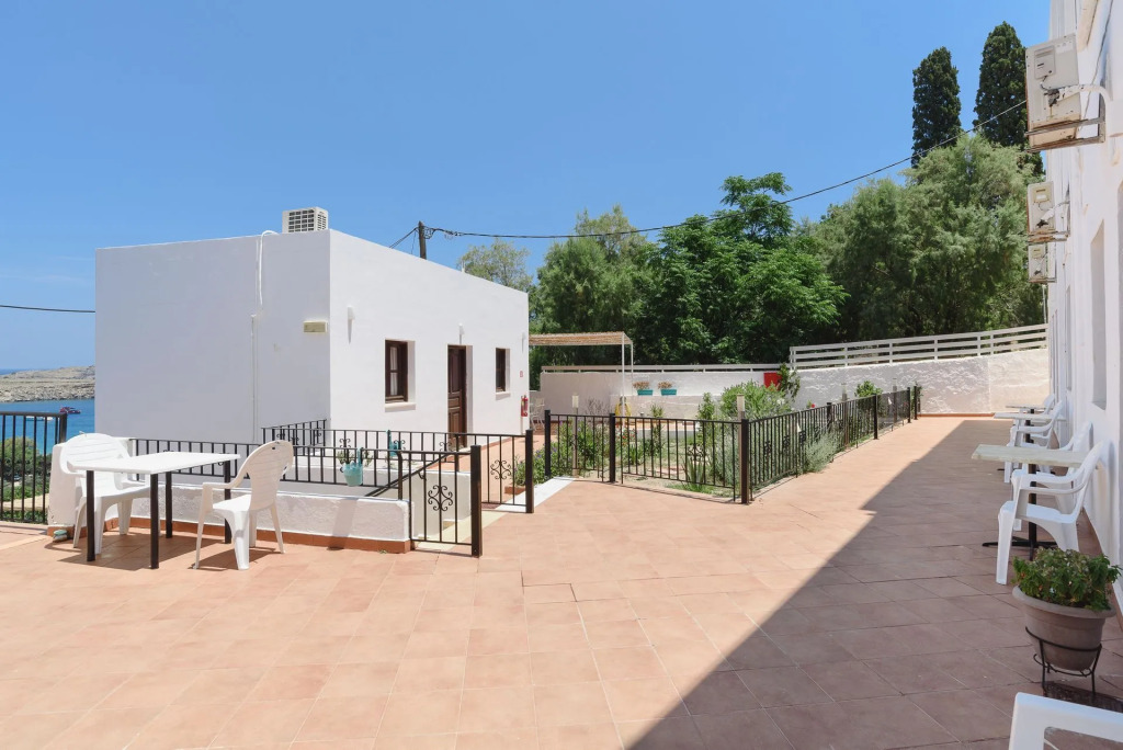 Aphrodite White Studios Lindos
