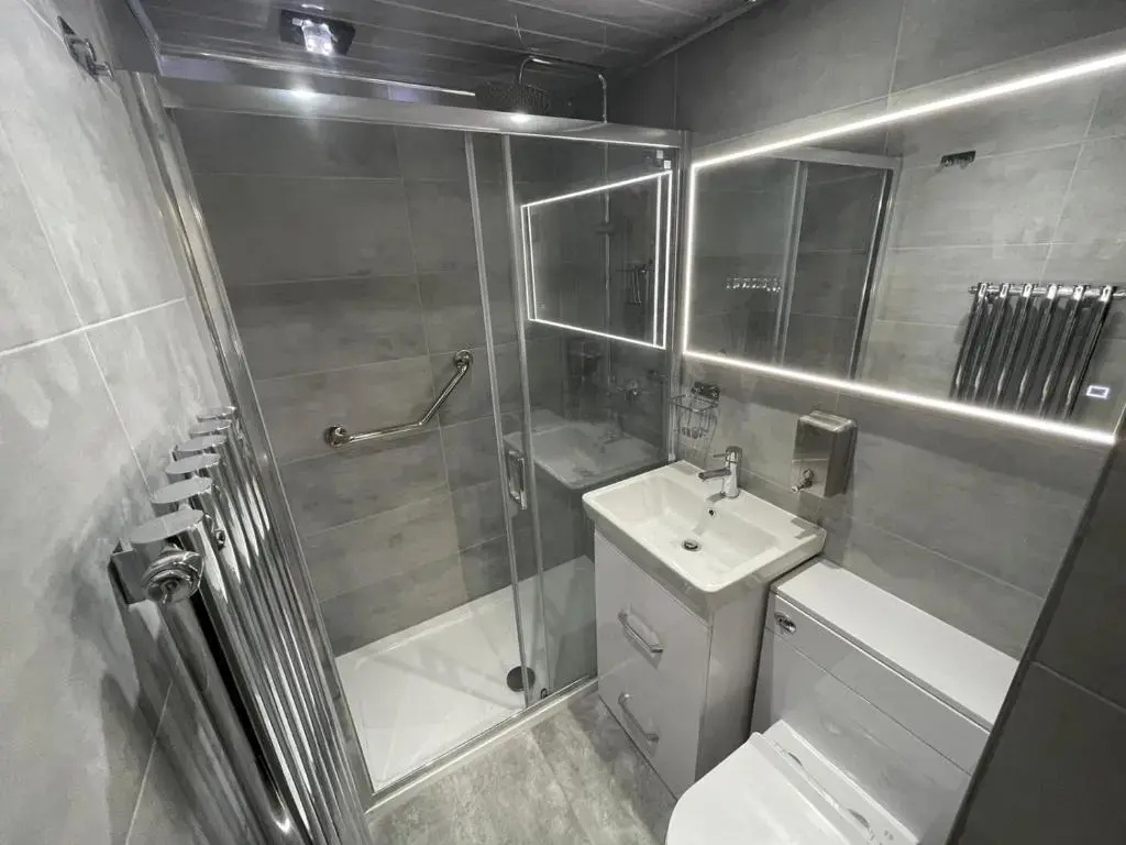 Hendham House - Near Etihad Stadium, CoOp Live Arena, AO Arena, Piccadilly Train Station & Manchester City Centre