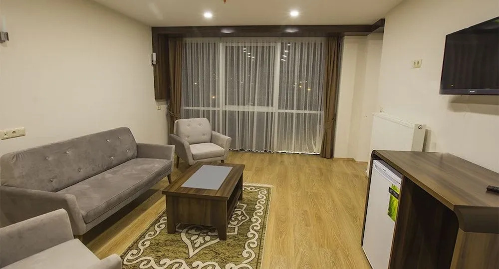 Liva Hotel