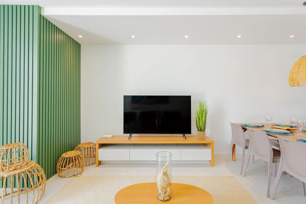 IT18 Maravilhoso Apt 3/4 - Pé na Areia