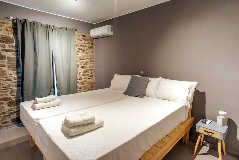 Luxury Villa Delphinus - AllParos Villas