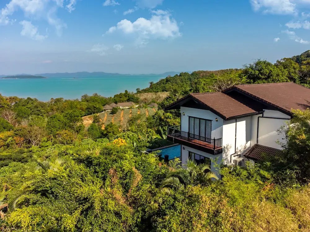 Picturesque 4br Cape Yamu  Pool Villa
