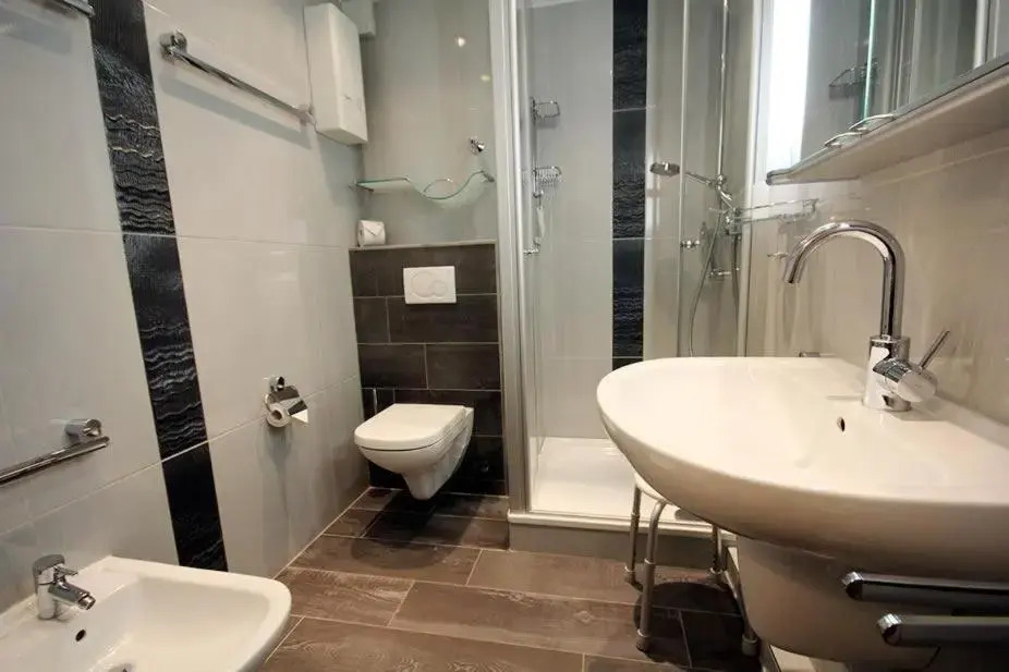 Ferienwohnung-10-mit-Balkon-Garten-Landhaus-Hubertus-Duhnen