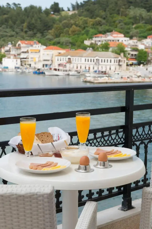 Angelica Hotel