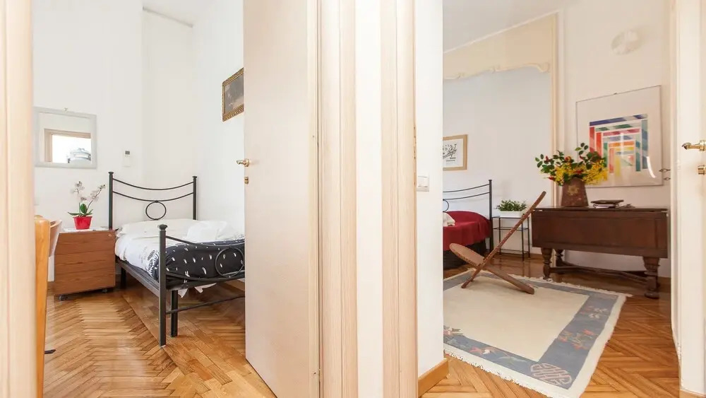 Guinizzelli Apartment