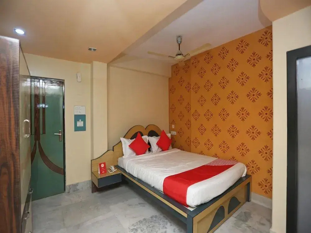 Hotel Grand Mishra International by OYO Rooms