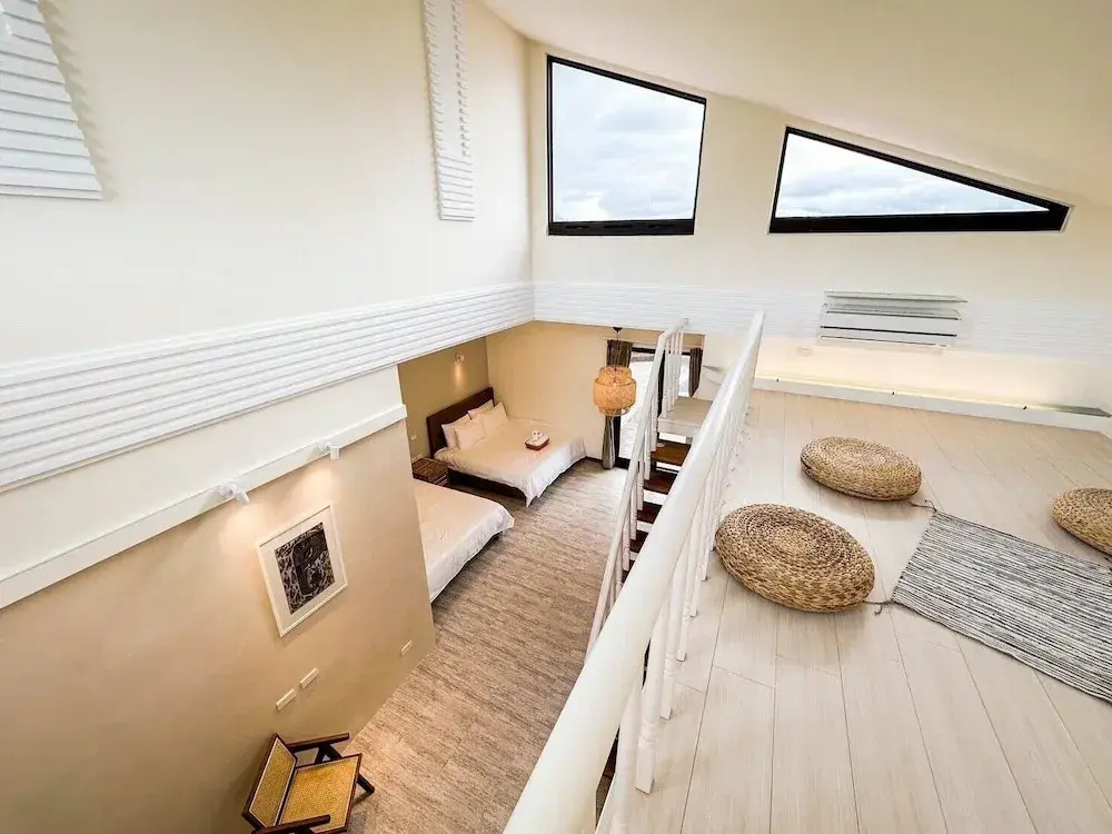 Cliff Villa